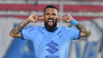 Ronnie Fernández saca ventaja como goleador en la División Profesional Ronnie Fernández saca ventaja como goleador en la División Profesional