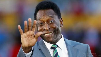 Pelé ingresa al popular diccionario de lengua portuguesa Pelé ingresa al popular diccionario de lengua portuguesa