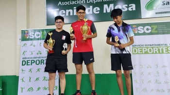 Santa Cruz dominó el nacional de tenis de mesa Santa Cruz dominó el nacional de tenis de mesa
