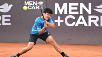 Juan Carlos Prado avanza a paso firme en el torneo J300 de tenis en Santa Cruz Juan Carlos Prado avanza a paso firme en el torneo J300 de tenis en Santa Cruz