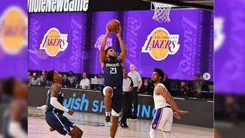 Josh Reaves pasó de ser un desconocido a ilusionar a todo un país desde la NBA Josh Reaves pasó de ser un desconocido a ilusionar a todo un país desde la NBA