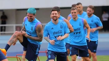 Argentina y Messi revolucionan China con duelo ante Australia Argentina y Messi revolucionan China con duelo ante Australia