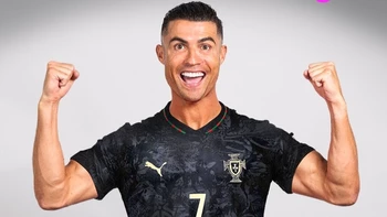 Portugal rinde homenaje a Eusébio con una equipación especial Portugal rinde homenaje a Eusébio con una equipación especial