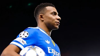 Mbappé marca un póker de goles por primera vez en la Champions Mbappé marca un póker de goles por primera vez en la Champions