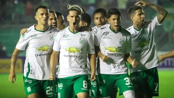 Tres partidos darán continuidad a la fecha 17 de la Liga Tigo este domingo Tres partidos darán continuidad a la fecha 17 de la Liga Tigo este domingo