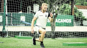 Maximiliano Caire: “El hincha me hace sentir importante en el equipo” Maximiliano Caire: “El hincha me hace sentir importante en el equipo”