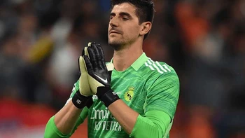 Courtois se rompe el ligamento cruzado anterior de la rodilla izquierda Courtois se rompe el ligamento cruzado anterior de la rodilla izquierda