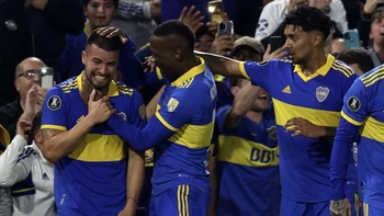 Boca derrotó (1-0) a Colo Colo y avanzó a octavos de la Libertadores Boca derrotó (1-0) a Colo Colo y avanzó a octavos de la Libertadores