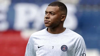 Mbappé y los jugadores internacionales retoman los entrenamientos en el PSG Mbappé y los jugadores internacionales retoman los entrenamientos en el PSG
