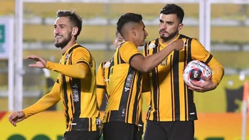 La fecha 22 de la Liga Tigo se cerrará este domingo; el líder entra en acción La fecha 22 de la Liga Tigo se cerrará este domingo; el líder entra en acción