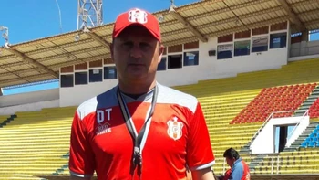 Marcelo Robledo asumió como DT de Independiente Petrolero Marcelo Robledo asumió como DT de Independiente Petrolero