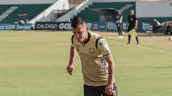 Águilas Doradas de Moisés Villarroel vence 1-0 a Boyacá Chicó y es puntero del Clausura de Colombia Águilas Doradas de Moisés Villarroel vence 1-0 a Boyacá Chicó y es puntero del Clausura de Colombia