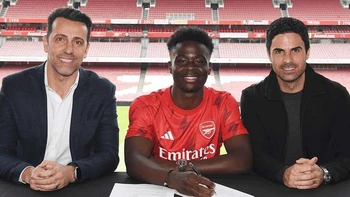 Saka amplía contrato con el Arsenal Saka amplía contrato con el Arsenal
