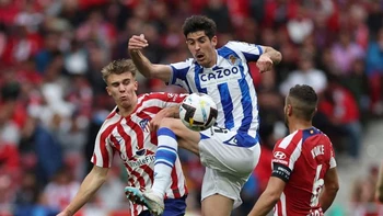 La Real Sociedad se clasificó para la Champions y el Espanyol bajó a segunda en España La Real Sociedad se clasificó para la Champions y el Espanyol bajó a segunda en España