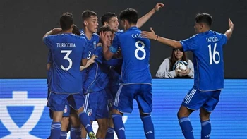 Italia elimina a Inglaterra por 2-1 y enfrentará a Colombia en cuartos del Mundial Sub-20 Italia elimina a Inglaterra por 2-1 y enfrentará a Colombia en cuartos del Mundial Sub-20