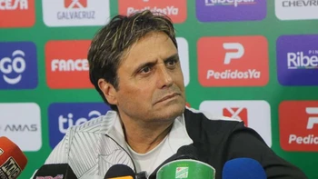 Hoyos, DT de Oriente: "Más allá de cualquier resultado, el equipo sigue creciendo" Hoyos, DT de Oriente: "Más allá de cualquier resultado, el equipo sigue creciendo"