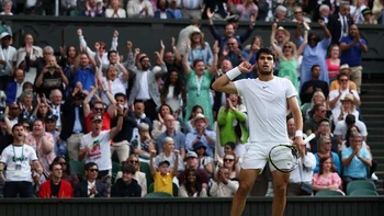 ¡Alcaraz es campeón de Wimbledon! Venció 3-2 a Djokovic en un partidazo ¡Alcaraz es campeón de Wimbledon! Venció 3-2 a Djokovic en un partidazo