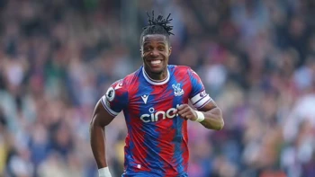 El delantero marfileño Wilfried Zaha ficha por el Galatasaray turco El delantero marfileño Wilfried Zaha ficha por el Galatasaray turco
