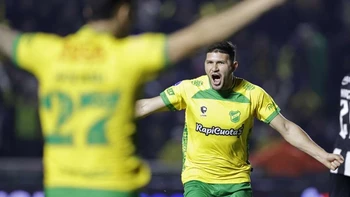 Defensa y Justicia venció (2-1) a Botafogo y avanzó a semifinales de la Sudamericana Defensa y Justicia venció (2-1) a Botafogo y avanzó a semifinales de la Sudamericana