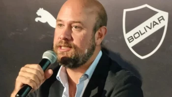 El club Bolívar divulga los nombres de los tres imputados por un desfalco de más de Bs 2 millones El club Bolívar divulga los nombres de los tres imputados por un desfalco de más de Bs 2 millones