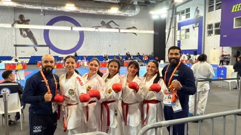 Bolivia cierra el karate de los Bolivarianos con cinco bronces y destaca el equipo femenino Bolivia cierra el karate de los Bolivarianos con cinco bronces y destaca el equipo femenino
