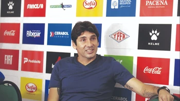 Ronald Raldes: “Aquí nadie del directorio se va sin antes rendir cuentas al club” Ronald Raldes: “Aquí nadie del directorio se va sin antes rendir cuentas al club”