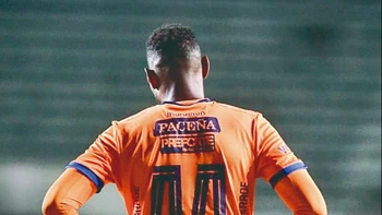 Tensión en Blooming por deudas y conflicto con jugadores del plantel Tensión en Blooming por deudas y conflicto con jugadores del plantel
