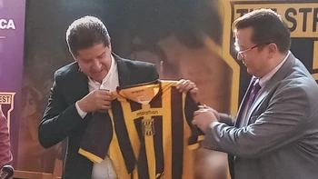 Villegas firma para el Tigre por la temporada 2026, apunta a un proyecto a largo plazo Villegas firma para el Tigre por la temporada 2026, apunta a un proyecto a largo plazo