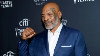 Con casi 54 años, Mike Tyson demuestra que aún pega fuerte y es rápido Con casi 54 años, Mike Tyson demuestra que aún pega fuerte y es rápido
