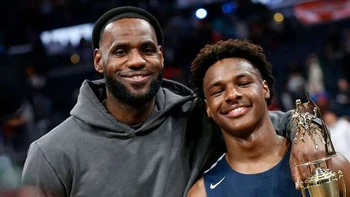 LeBron James dedica su temporada 21 en la NBA a su hijo LeBron James dedica su temporada 21 en la NBA a su hijo