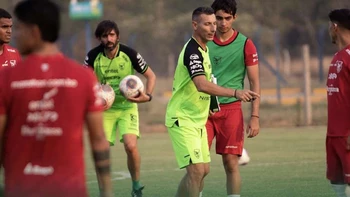 La Verde Sub-23 arribó a Paraguay La Verde Sub-23 arribó a Paraguay