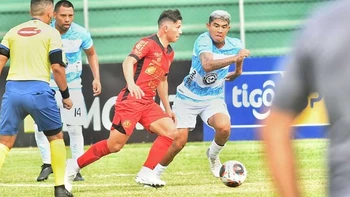 Vaca Díez empató sin goles con Universitario Vaca Díez empató sin goles con Universitario