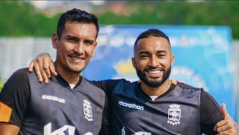 Rafinha, capitán de Blooming: “Muy feliz de poder volver a hacer lo que más amo” Rafinha, capitán de Blooming: “Muy feliz de poder volver a hacer lo que más amo”