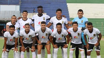 Copa Simón Bolívar: Ciudad Nueva Santa Cruz Academia venció a ABB en La Paz Copa Simón Bolívar: Ciudad Nueva Santa Cruz Academia venció a ABB en La Paz