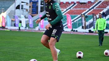 Luis Haquin, jugador de la Selección: "No tenemos que poner excusas" Luis Haquin, jugador de la Selección: "No tenemos que poner excusas"