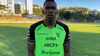 Daniel Medina, lateral de la Selección boliviana: "Vamos a entregar todo de nosotros" Daniel Medina, lateral de la Selección boliviana: "Vamos a entregar todo de nosotros"