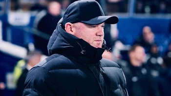 Birmingham City cesa a Rooney como entrenador por los malos resultados Birmingham City cesa a Rooney como entrenador por los malos resultados