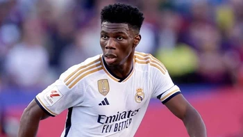 El jugador del Real Madrid Tchouaméni sufre una fractura en el pie El jugador del Real Madrid Tchouaméni sufre una fractura en el pie
