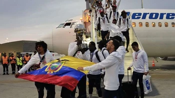 "Gracias por tanta alegría", Ecuador recibió a Liga tras su bicampeonato en la Sudamericana "Gracias por tanta alegría", Ecuador recibió a Liga tras su bicampeonato en la Sudamericana