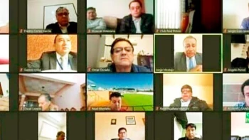FBF: dos presidentes, dos consejos de la División Profesional y un fútbol paralizado FBF: dos presidentes, dos consejos de la División Profesional y un fútbol paralizado