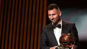 "No pienso en el futuro a largo tiempo, voy a disfrutar del día a día", dice Messi "No pienso en el futuro a largo tiempo, voy a disfrutar del día a día", dice Messi