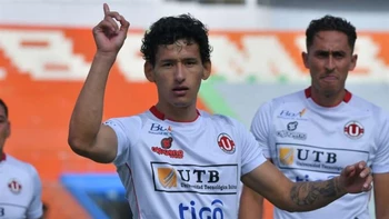 Víctor Ábrego manda en la tabla de goleadores del torneo por series Víctor Ábrego manda en la tabla de goleadores del torneo por series
