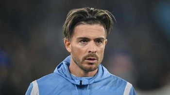 Entran a robar en la casa de Jack Grealish mientras juega partido de fútbol Entran a robar en la casa de Jack Grealish mientras juega partido de fútbol