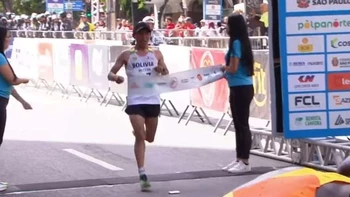 Héctor Garibay fue el mejor de los sudamericanos en la carrera de San Silvestre Héctor Garibay fue el mejor de los sudamericanos en la carrera de San Silvestre