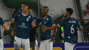 Real Tomayapo superó (0-1) a Wilstermann y le arrebató el segundo lugar Real Tomayapo superó (0-1) a Wilstermann y le arrebató el segundo lugar