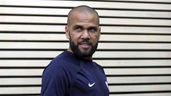 El futbolista Dani Alves, a juicio en España por presunta violación El futbolista Dani Alves, a juicio en España por presunta violación