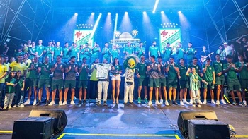 Oriente Petrolero presentó su modelo 2024 (video) Oriente Petrolero presentó su modelo 2024 (video)