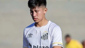 Miguel Terceros volvió a ser convocado en el Santos FC Miguel Terceros volvió a ser convocado en el Santos FC
