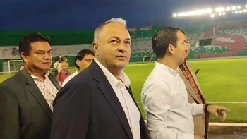 Costa volvió a dejar abierta la posibilidad de que la Verde juegue eliminatorias en el Tahuichi (video) Costa volvió a dejar abierta la posibilidad de que la Verde juegue eliminatorias en el Tahuichi (video)