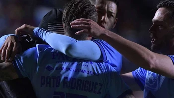 Mirá los árbitros que dirigirán las semifinales de vuelta por la Copa boliviana Mirá los árbitros que dirigirán las semifinales de vuelta por la Copa boliviana